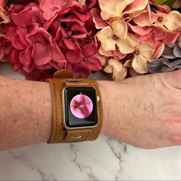 Caramel Brown Double Cuff Leather Watchband for Apple iWatch - Picture 11 of 15